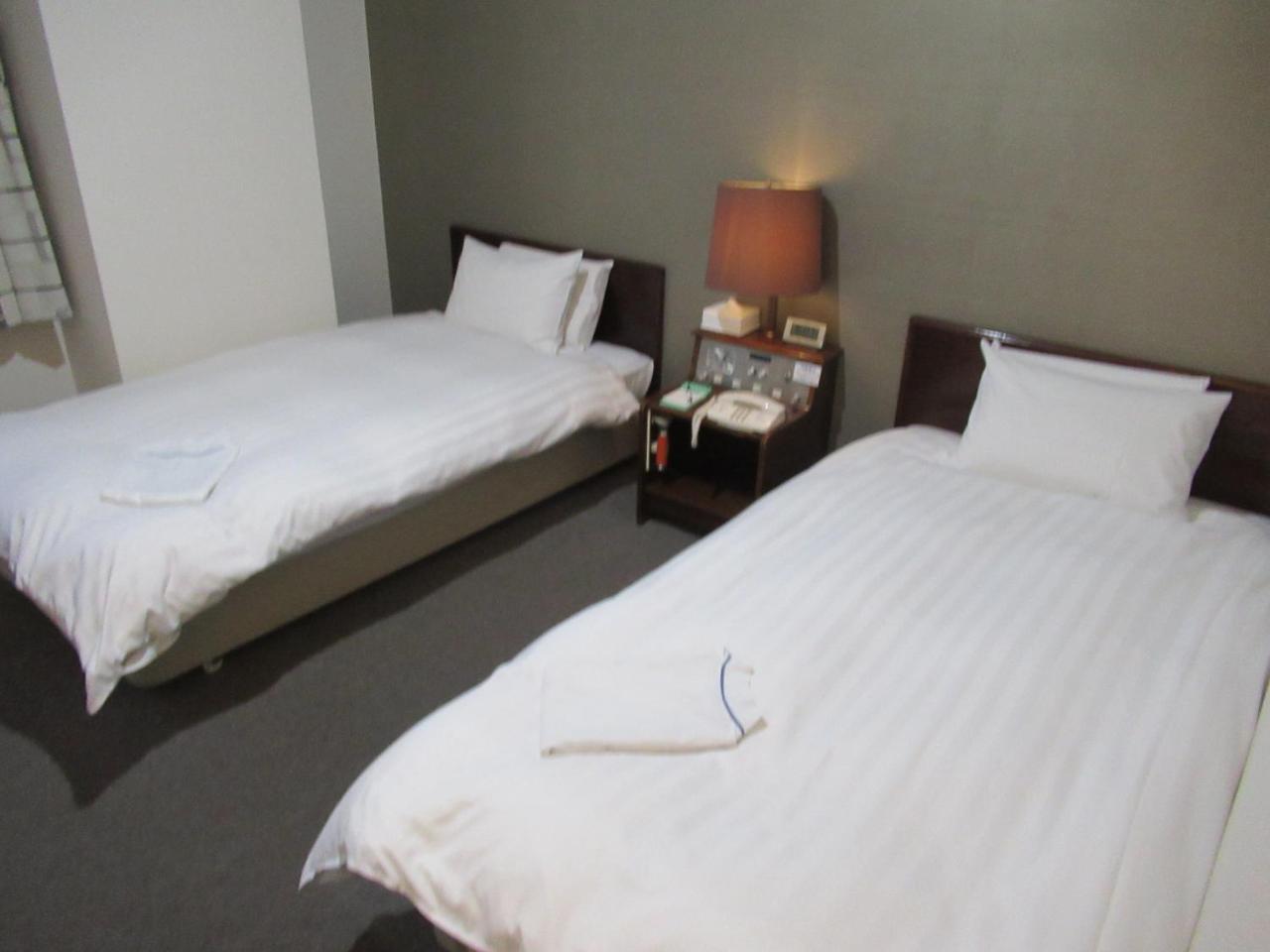 Hotel Tomakomai Green Hills Buitenkant foto