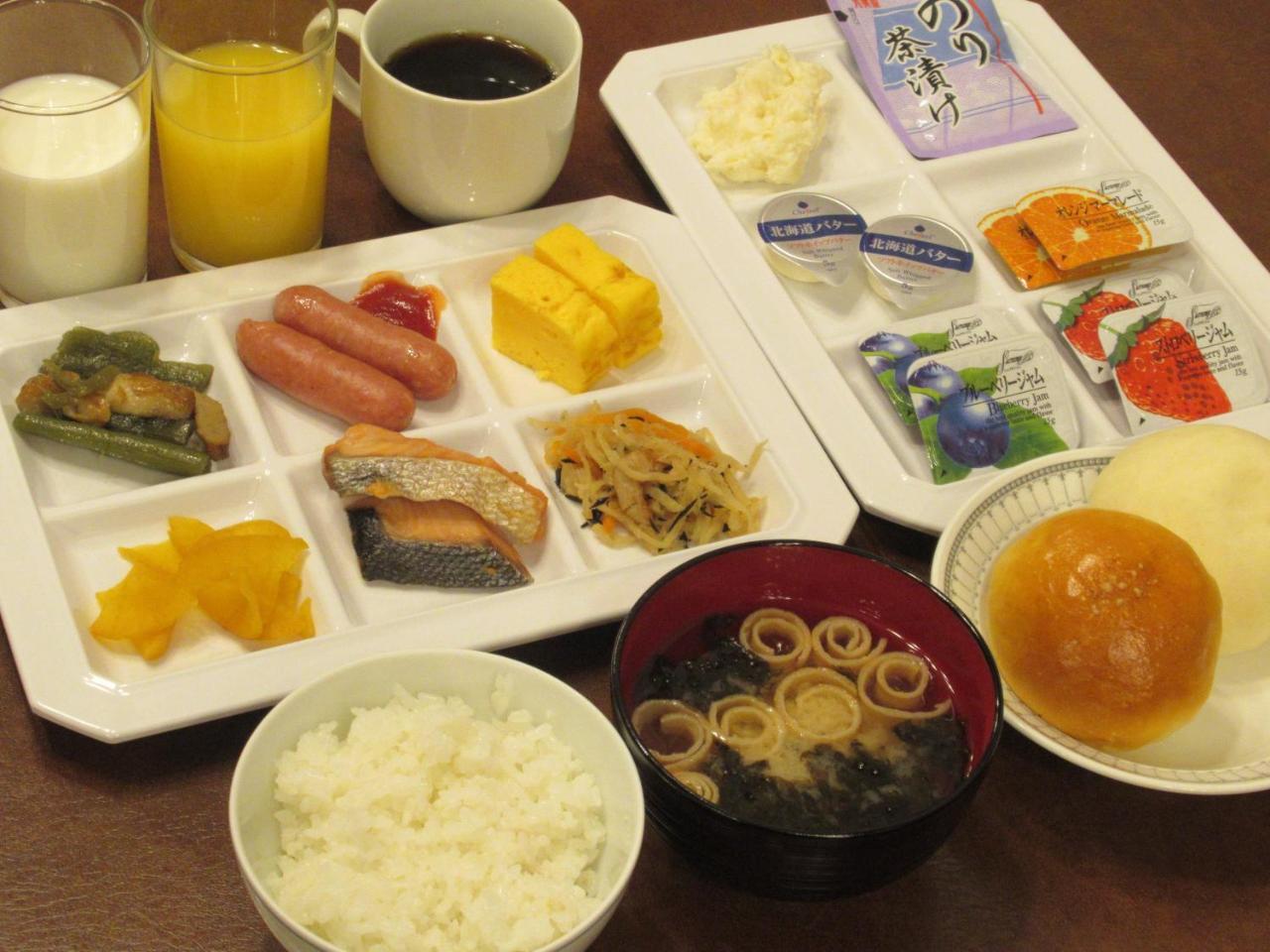 Hotel Tomakomai Green Hills Buitenkant foto